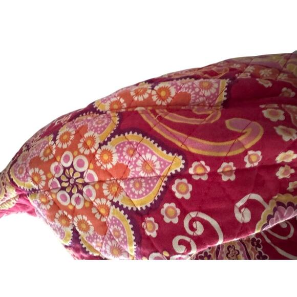 RARE & RETIRED Vera Bradley Tote Bag in “Raspberry Fizz” Paisley Print - Picture 7 of 7